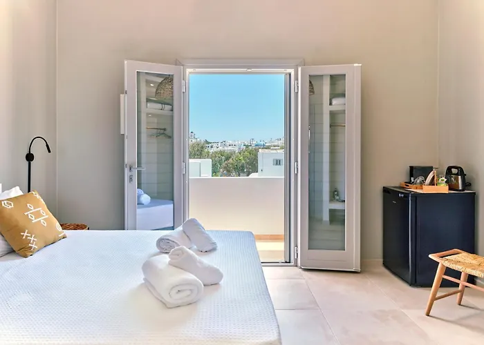 Theros Suites